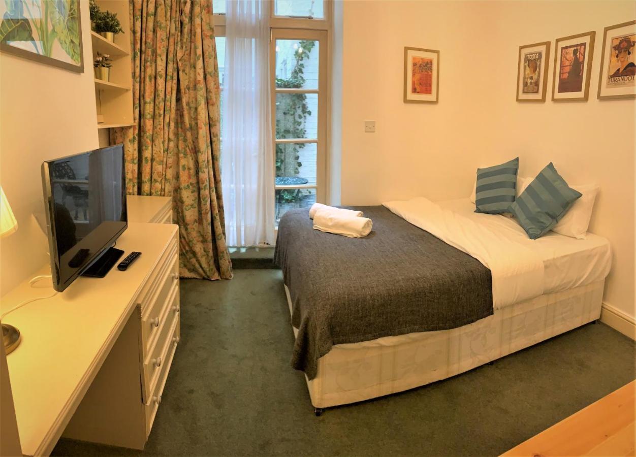 Hyde Park Serviced Apartment
