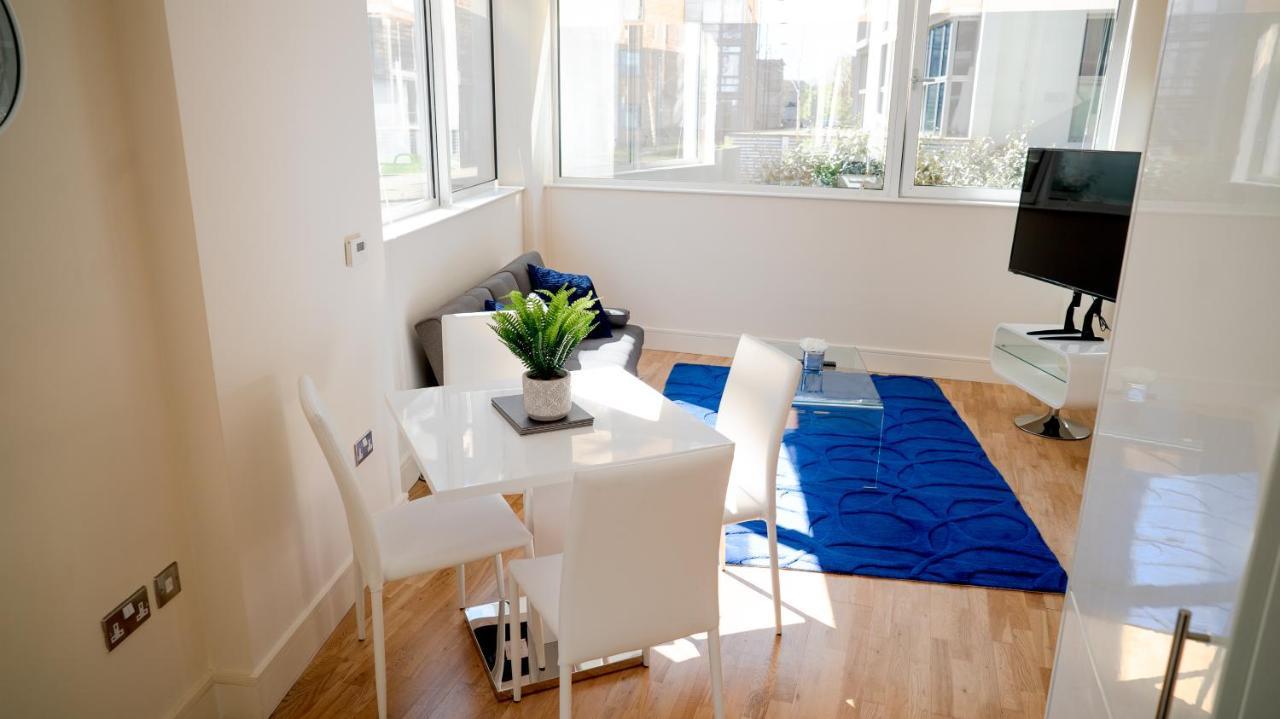Comfy Spacious In Canary Wharf * Londres