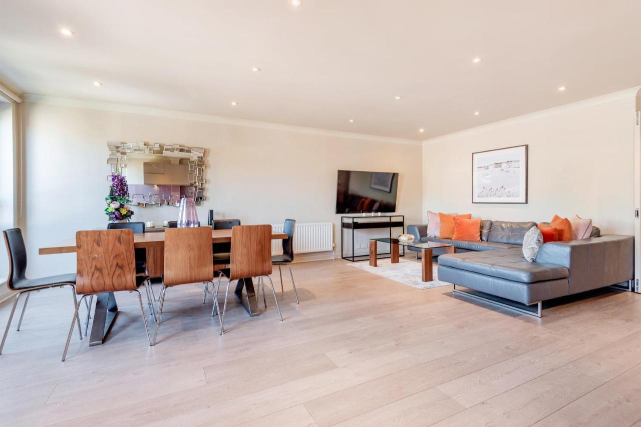 Stunning 3-bedroom In The Heart Of With Parking-hosted By Sweetstay Londres