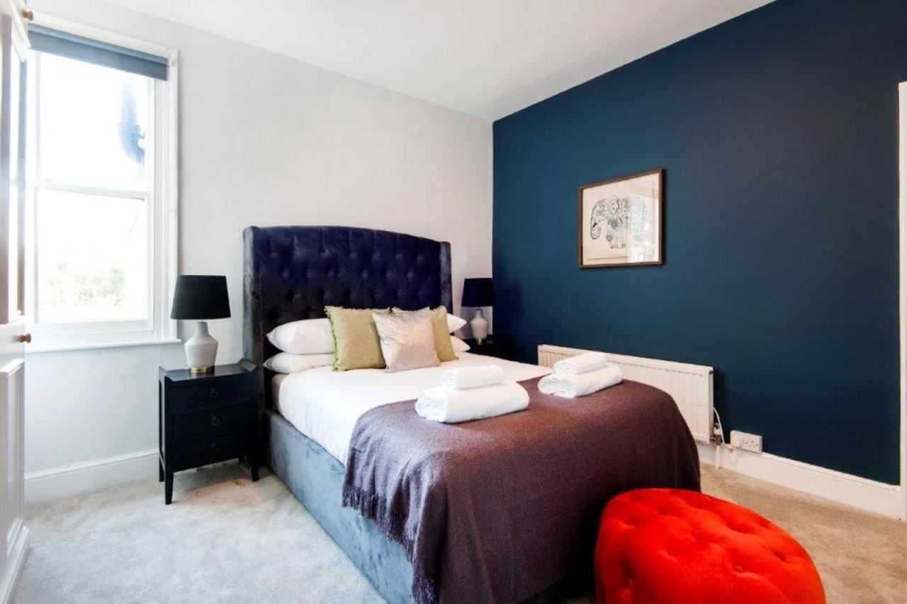 Hébergement de vacances Modern Family In Close To Amenities And Train Londres