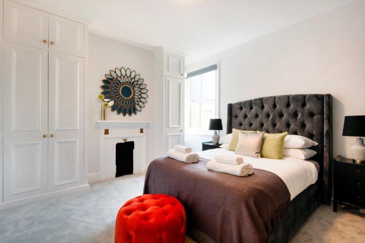 Hébergement de vacances Modern Family In Close To Amenities And Train