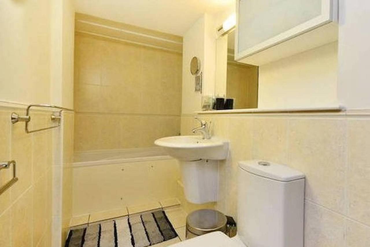 2-bed, 2-bath Sanctuary Near Holborn Station, Covent Garden & West End Apartamento Londres