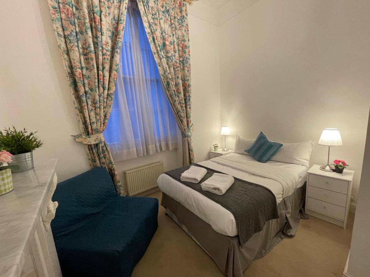Hyde Park Serviced Apartment *