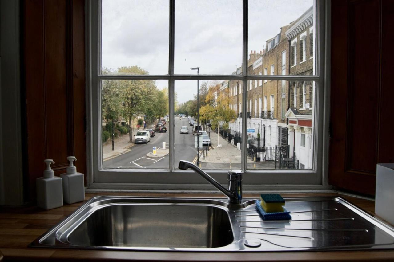 Bright And Spacious 1 Bedroom In Stylish Islington Apartment *