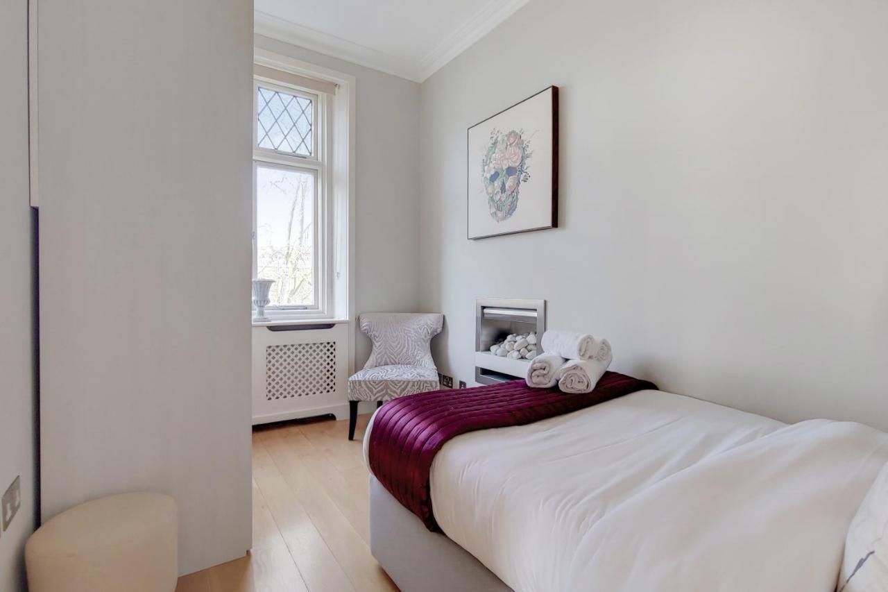 Cg1 - 2 Bedroom Apt, Kensington Garden Square View Appartement Londen