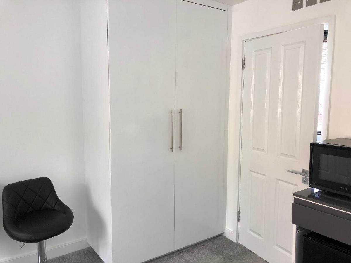Hospedagem domiciliar Self Contained Ensuite Double Bedroom With Own Entrance Free Off Street Parking
