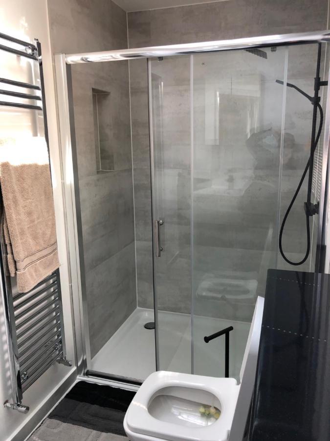 Hospedagem domiciliar Self Contained Ensuite Double Bedroom With Own Entrance Free Off Street Parking