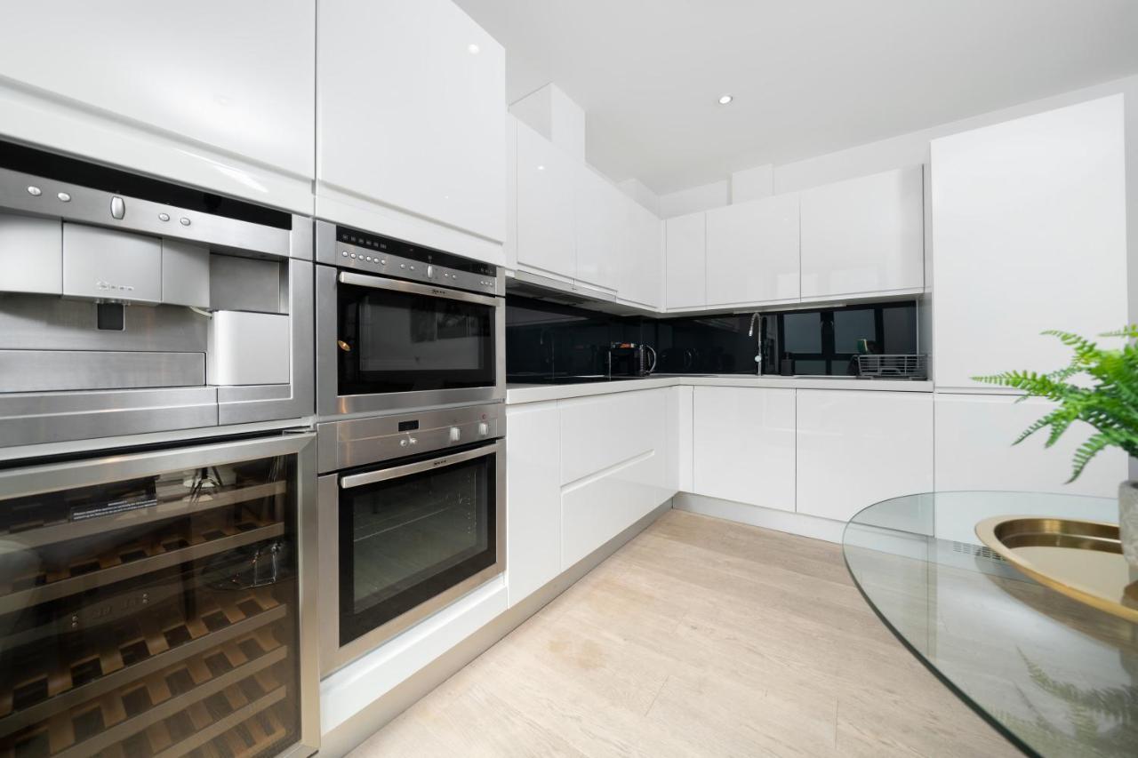 Appartement Spacious 2 Bedroom, 3 Beds 2,5 Bathroom, Trafalgar Square