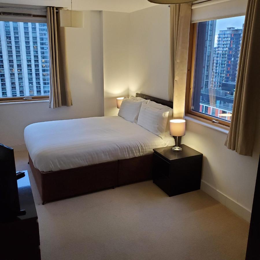 Captivating 2-bed In Canary Wharf