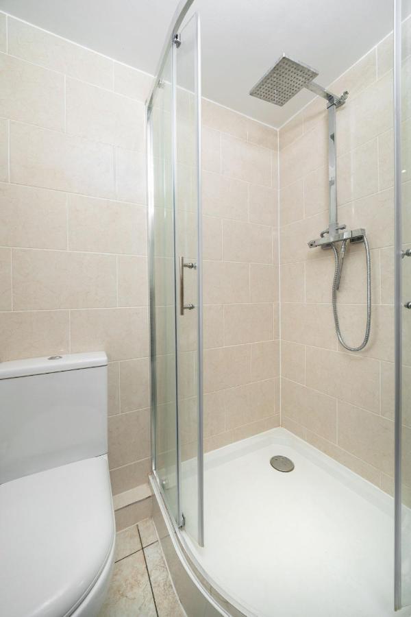 S6 Ensuite Loft Space London
