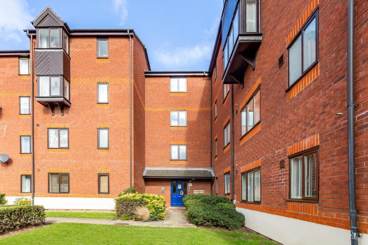 Apartment By Rehoboth - 23 Thames View - Upper - Woolwich London