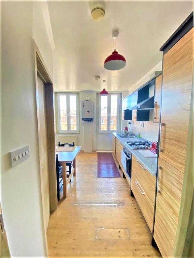 Splendid 1 Bedroom Flat + Terrace Appartement
