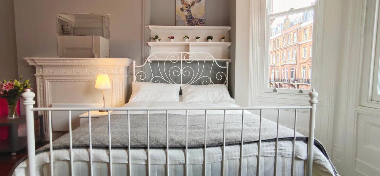 Gloucester Garden In South Kensington Apartment London