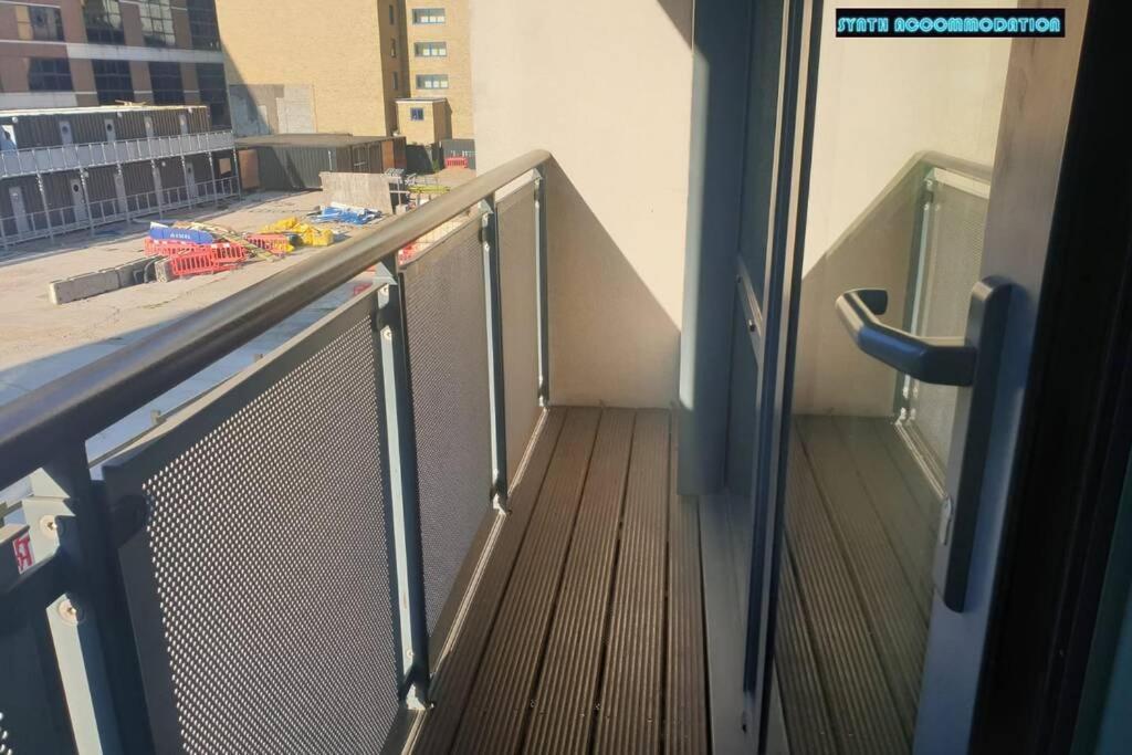 80s Retro 1bed Studio Serviced Canary Wharf Perfect For Solo & Couple Travellers Apartamento *