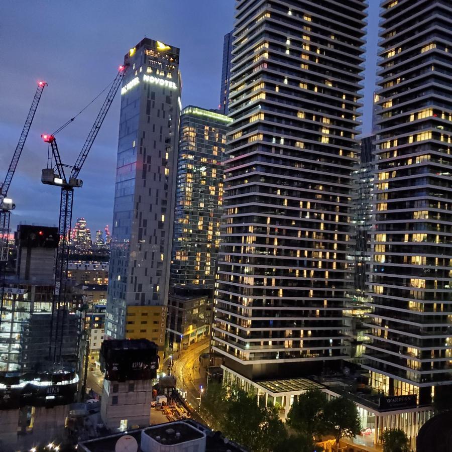 Apartment Captivating 2-bed In Canary Wharf