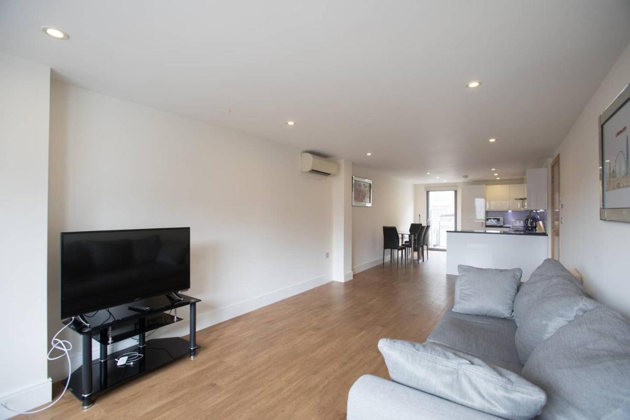Apartment Bright And Modern 3 Bed Hyde Park London