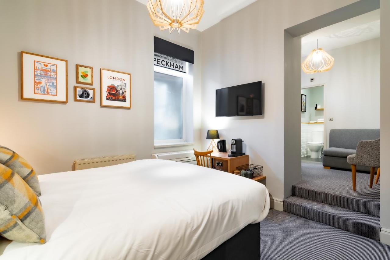 Victoria Hotel