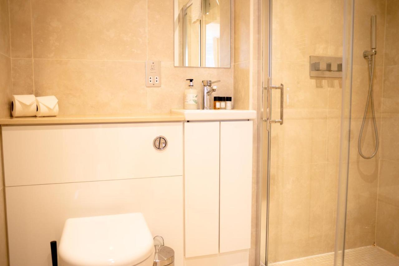 One Bed Serviced Apt Near Holborn In Chancery Lane Appartement