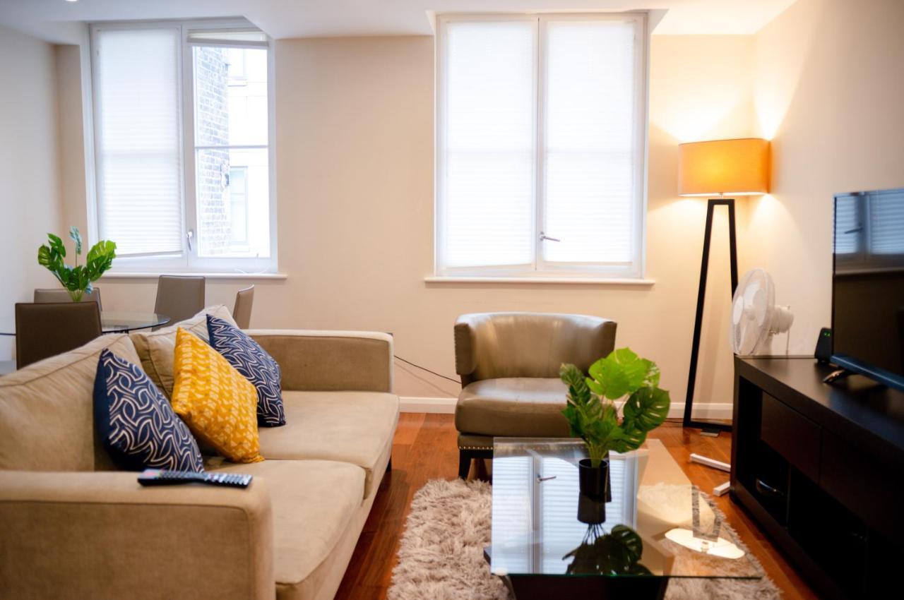 One Bed Serviced Apt Near Holborn In Chancery Lane Appartement Londen