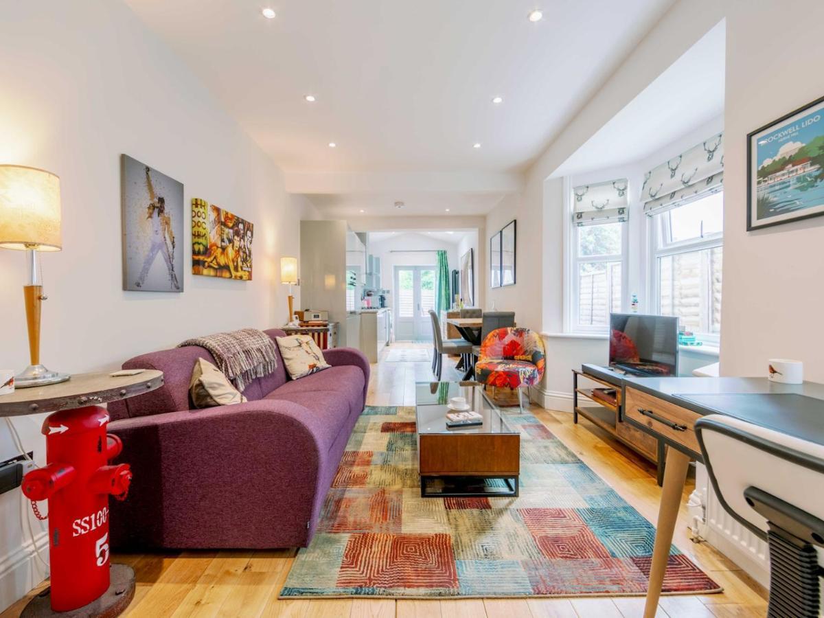 Pass The Keys Recently Renovated 1br Flat With Private Garden In South *