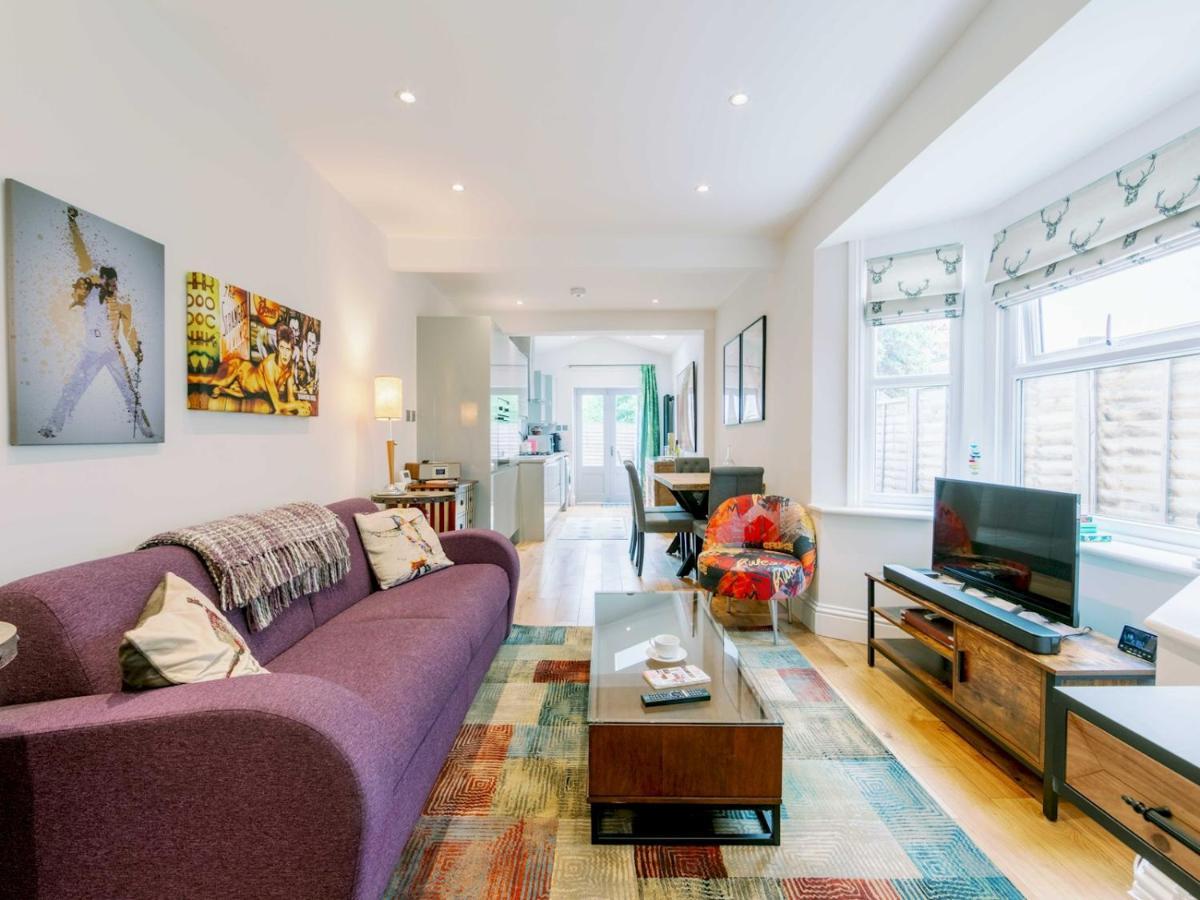 Pass The Keys Recently Renovated 1br Flat With Private Garden In South