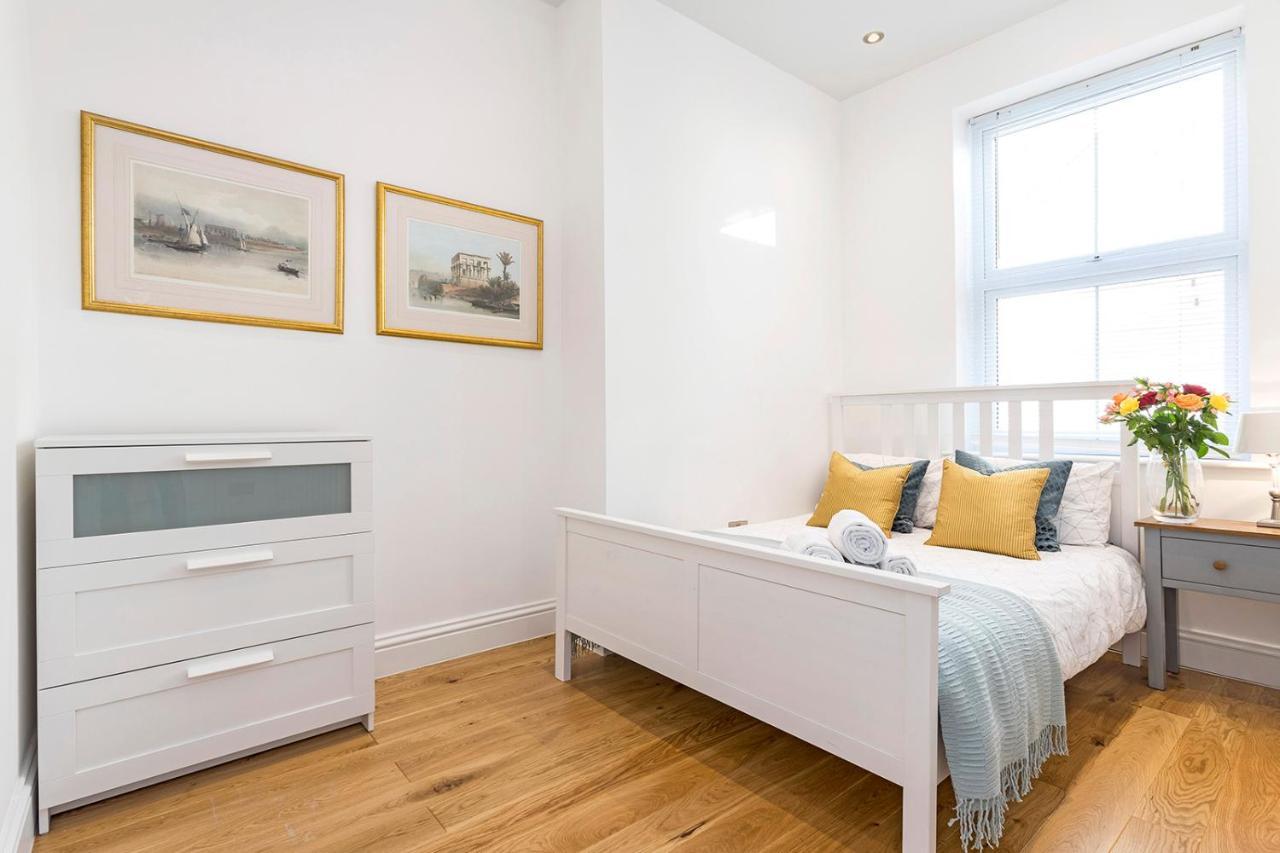 Stylish 2 Bed Apartment-zone 2 - 10 Minutes To The Heart Of London- Sleeps Up 8 Apartamento Londres