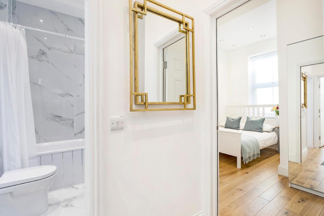 Stylish 2 Bed Apartment-zone 2 - 10 Minutes To The Heart Of London- Sleeps Up 8 Apartamento Londres