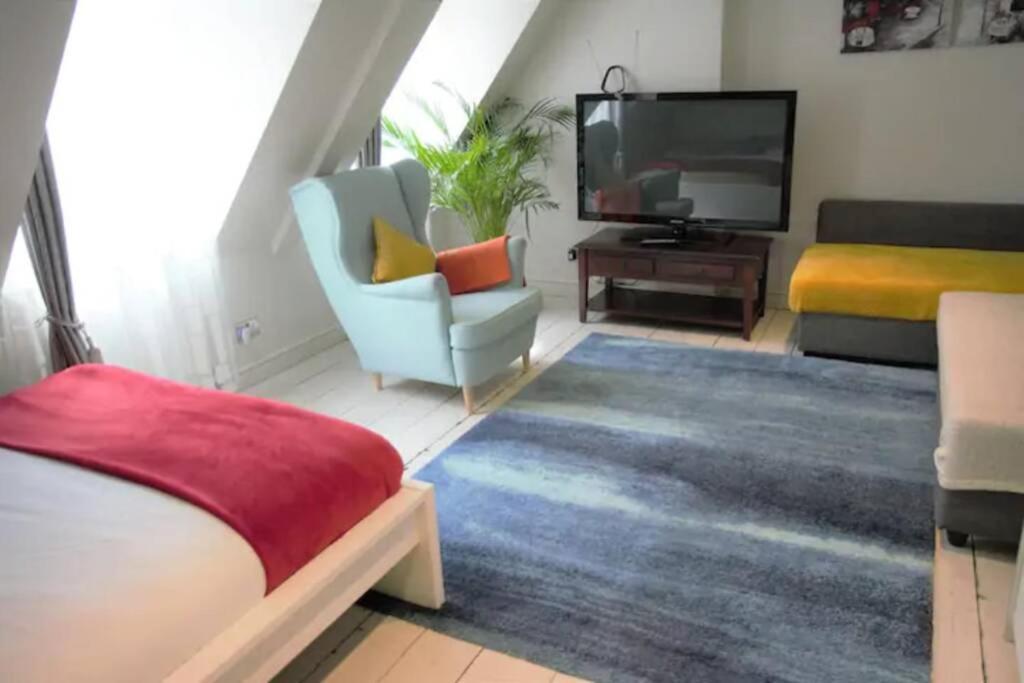 Fabulous Duplex Flat In Covent Garden - 2 Bedroom