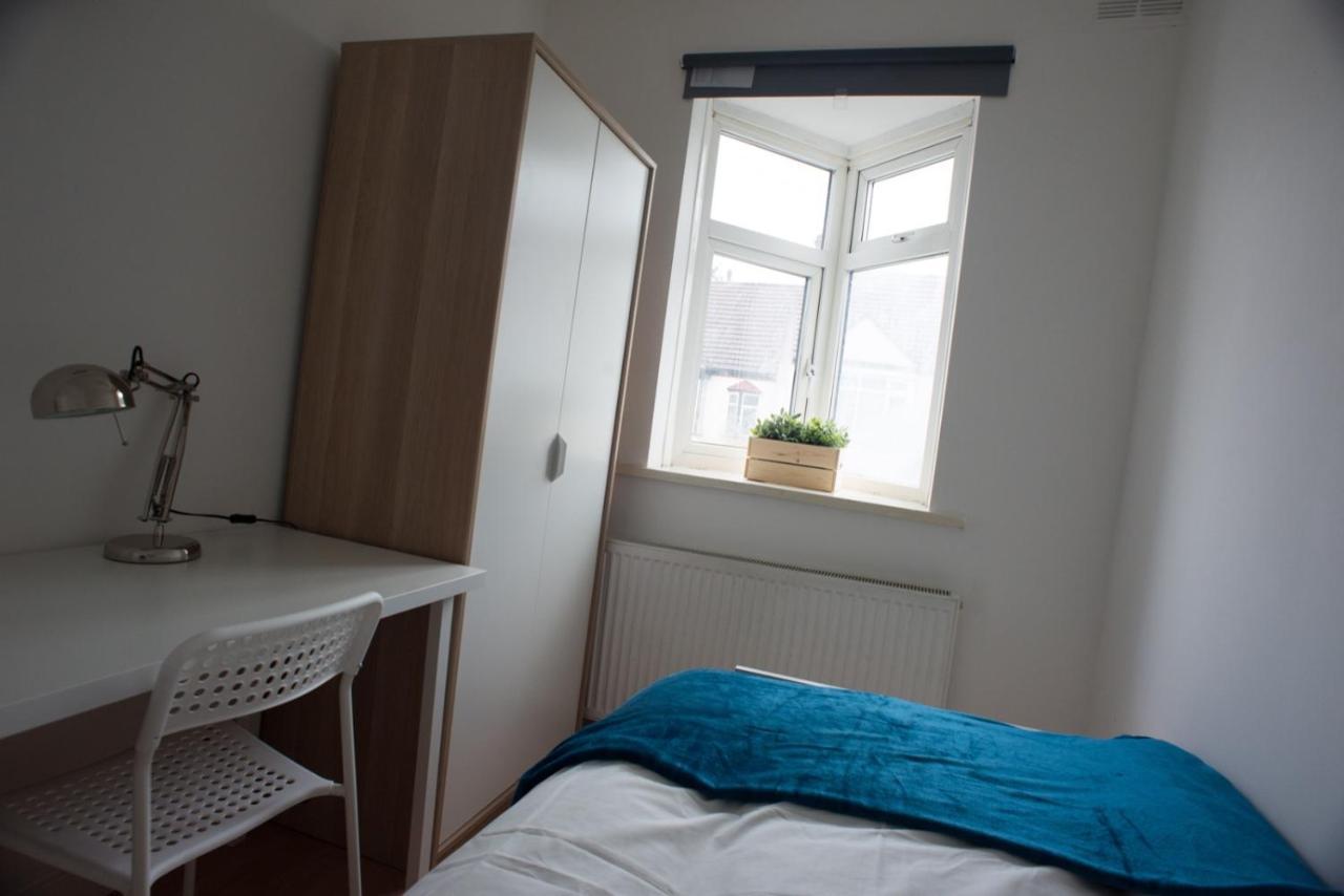 Tooting Bec By Dc Habitación en casa particular *