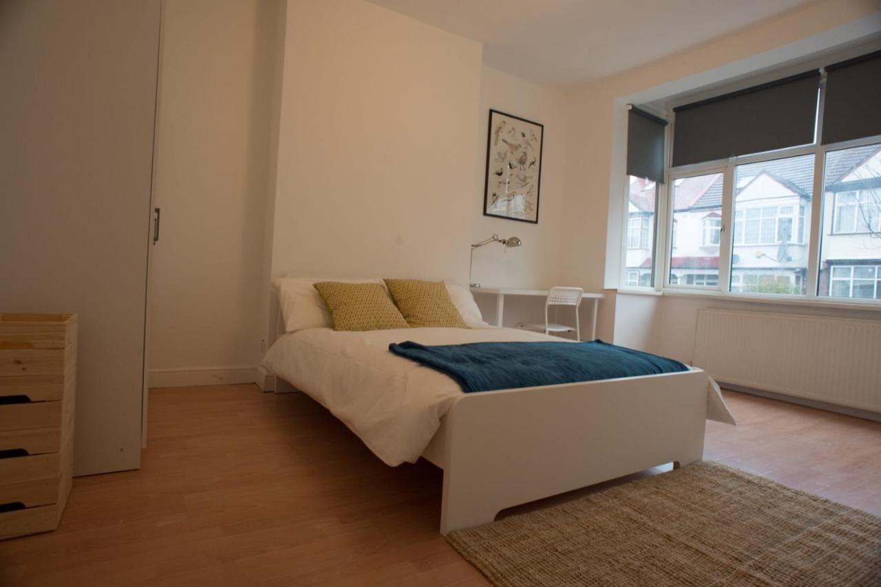 Tooting Bec By Dc Homestay *