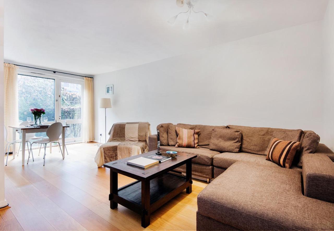 Lovely Flat In Literary By Underthedoormat * Londres