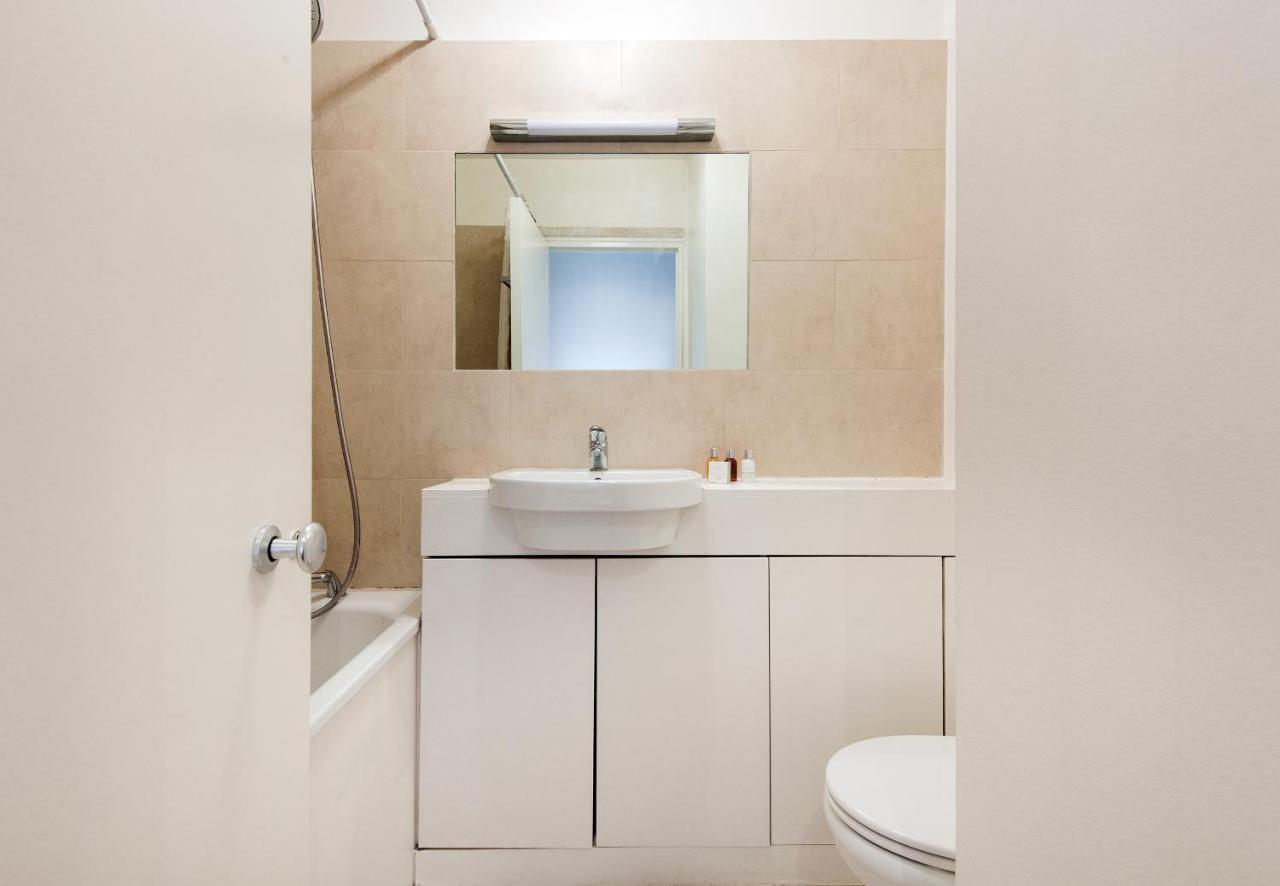 Appartement Lovely Flat In Literary By Underthedoormat *
