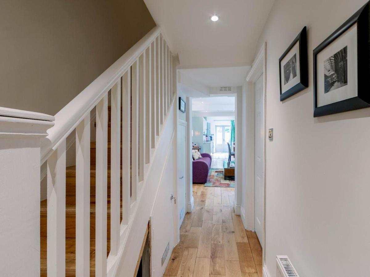 Pass The Keys Recently Renovated 1br Flat With Private Garden In South