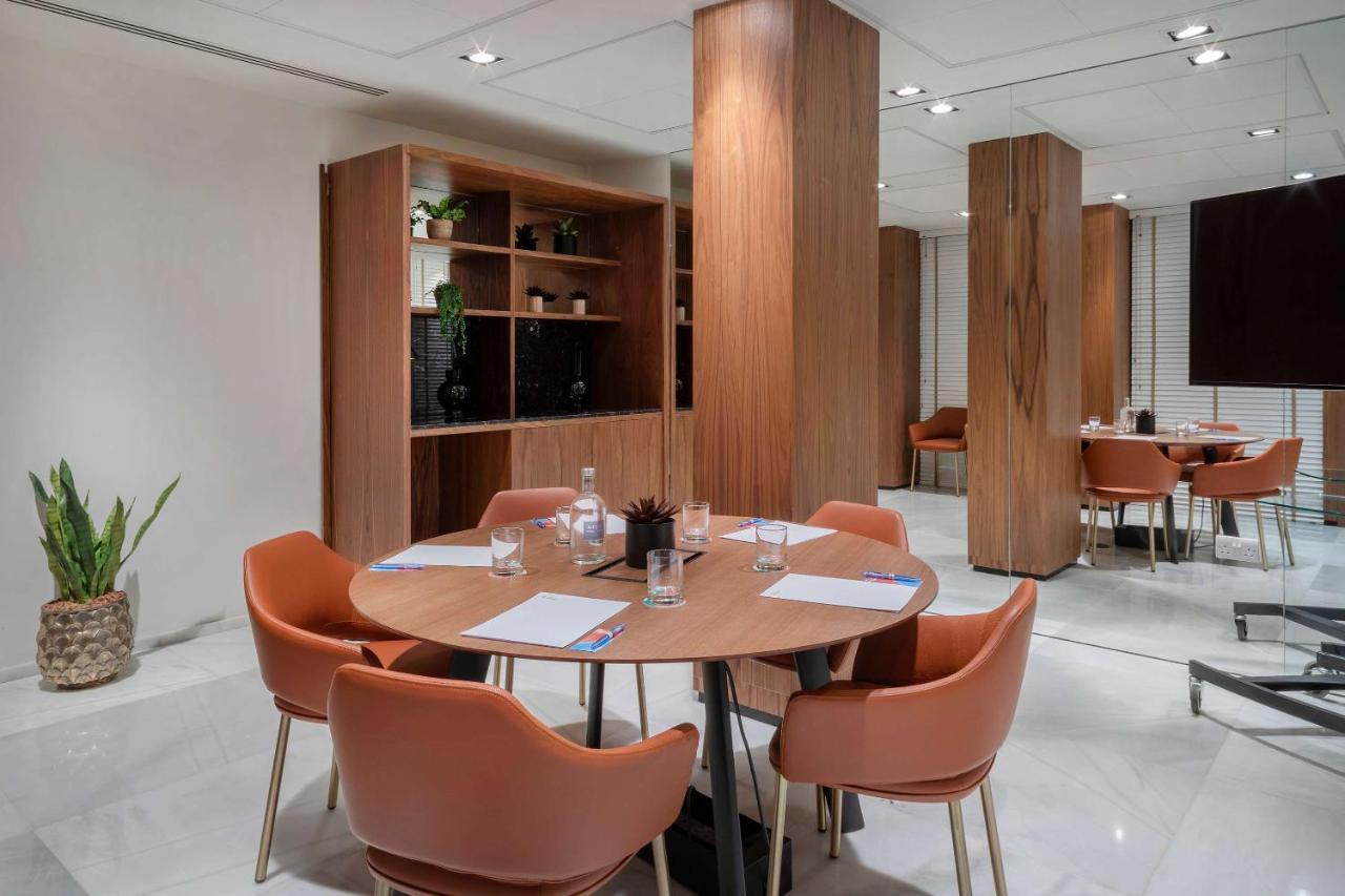 Meliá White House Apart-hotel 4*