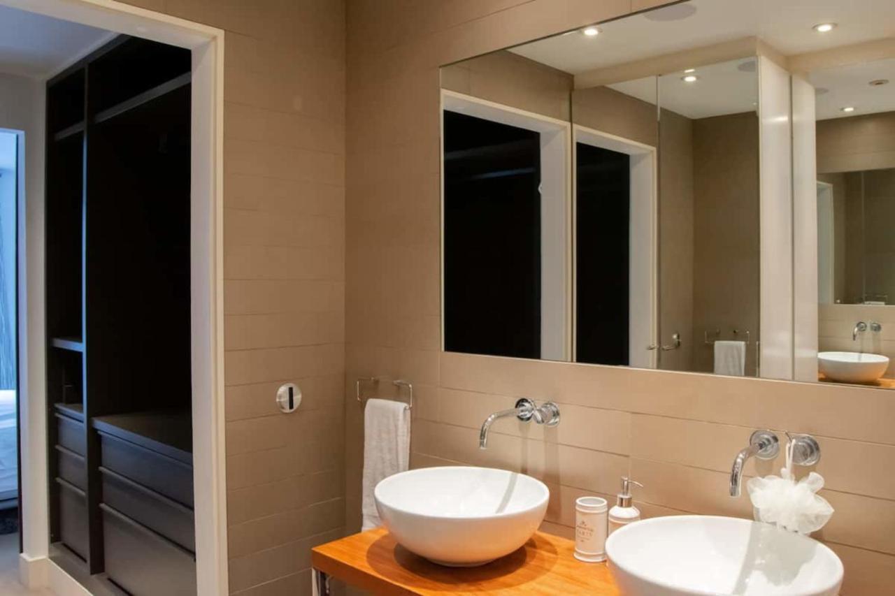 Modern 2 Bedroom With Balcony Near Oxford Street