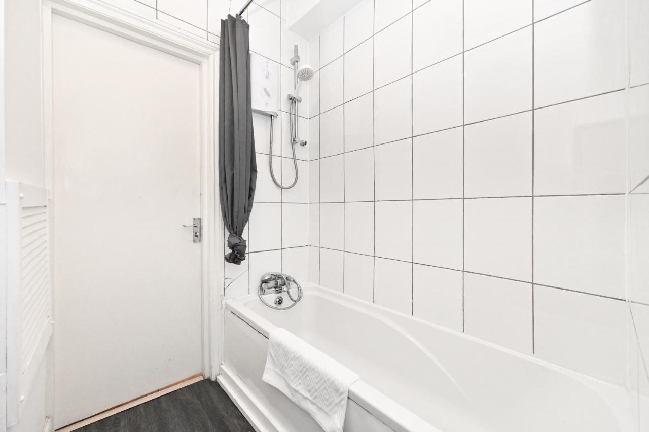 Soho Apartment, Theatres & Old Compton Street Apartamento Londres