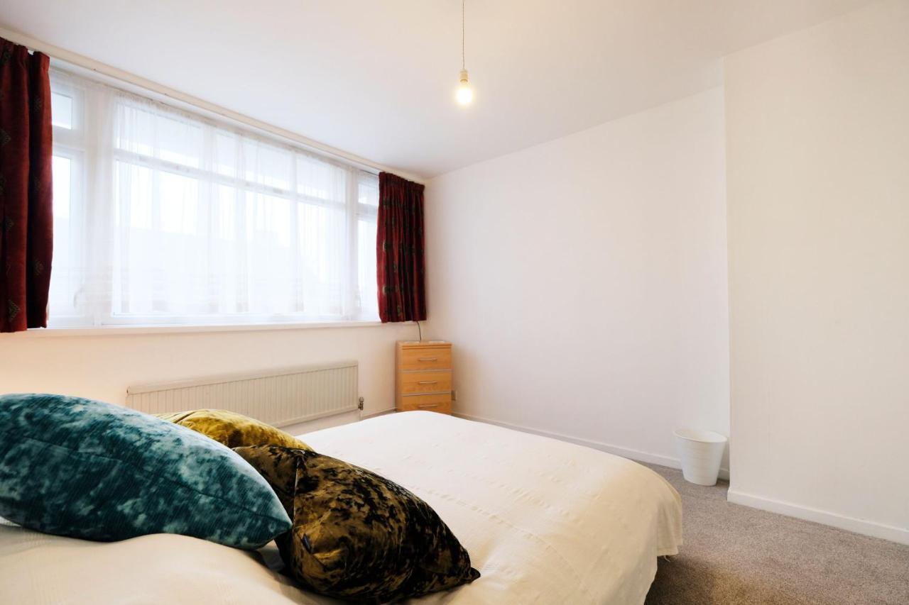 Pass The Keys - Beautiful Flat With Balcony In Swiss Cottage, Appartement Londres