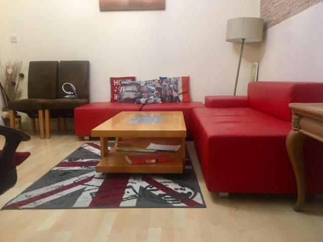 Comfy Rooms. Shared East Homestay. * Londres