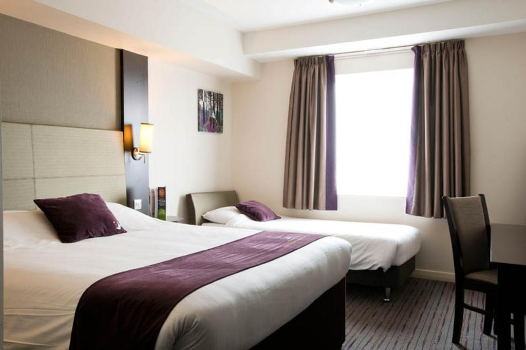 Premier Kew Bridge 3* Londres
