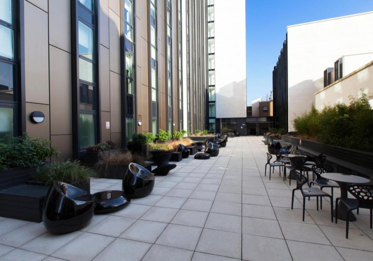 Trendy At Iq Hammersmith In Apartment *
