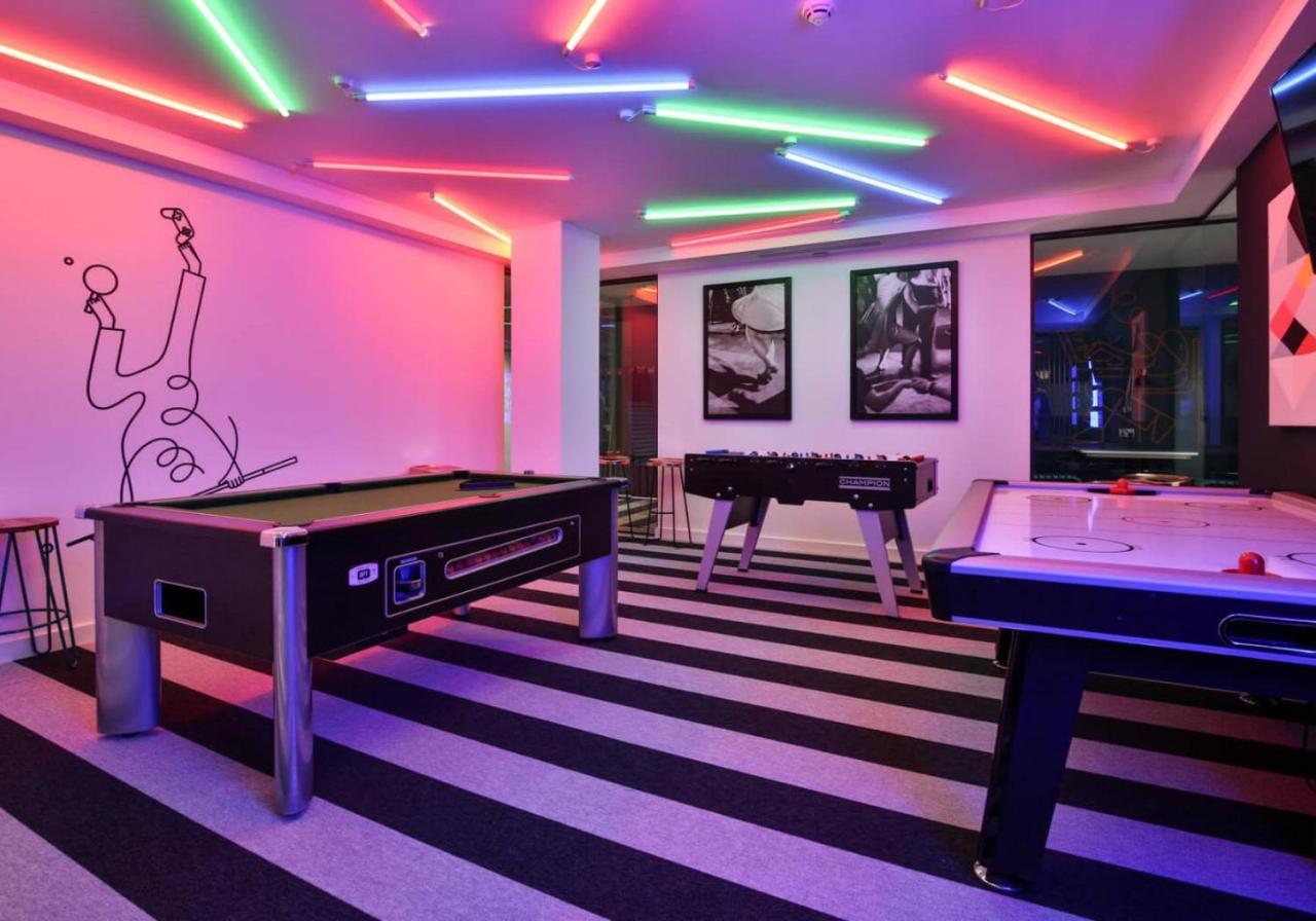 Trendy At Iq Hammersmith In * London