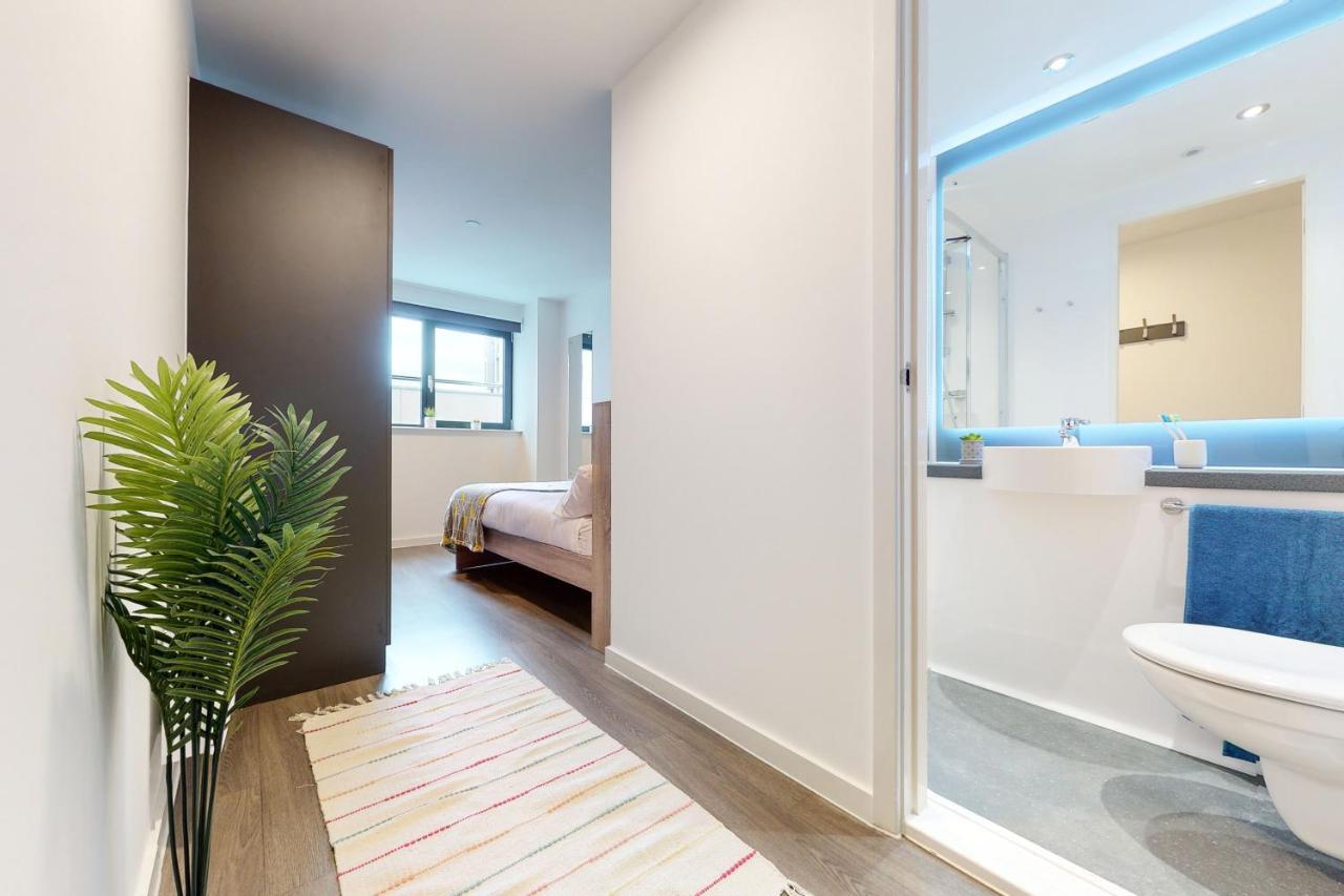 Studios And Cozy Ensuites With Shared Kitchen At Canvas Wembley Apartments Apartamento