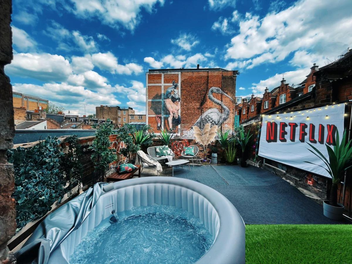 Pool-Cinema-Brick Lane-Shoreditch *