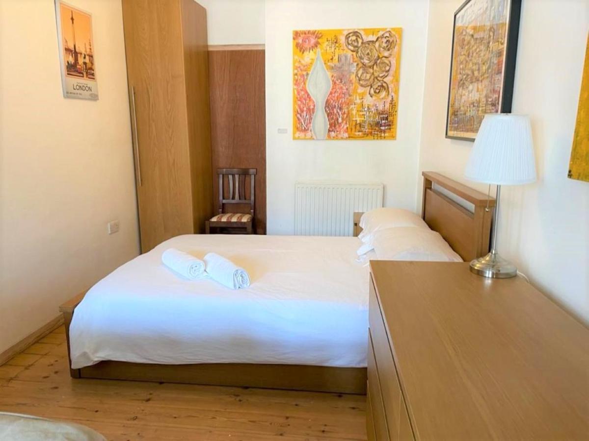 Appartement Flat Without Kitchen At Kentish Town