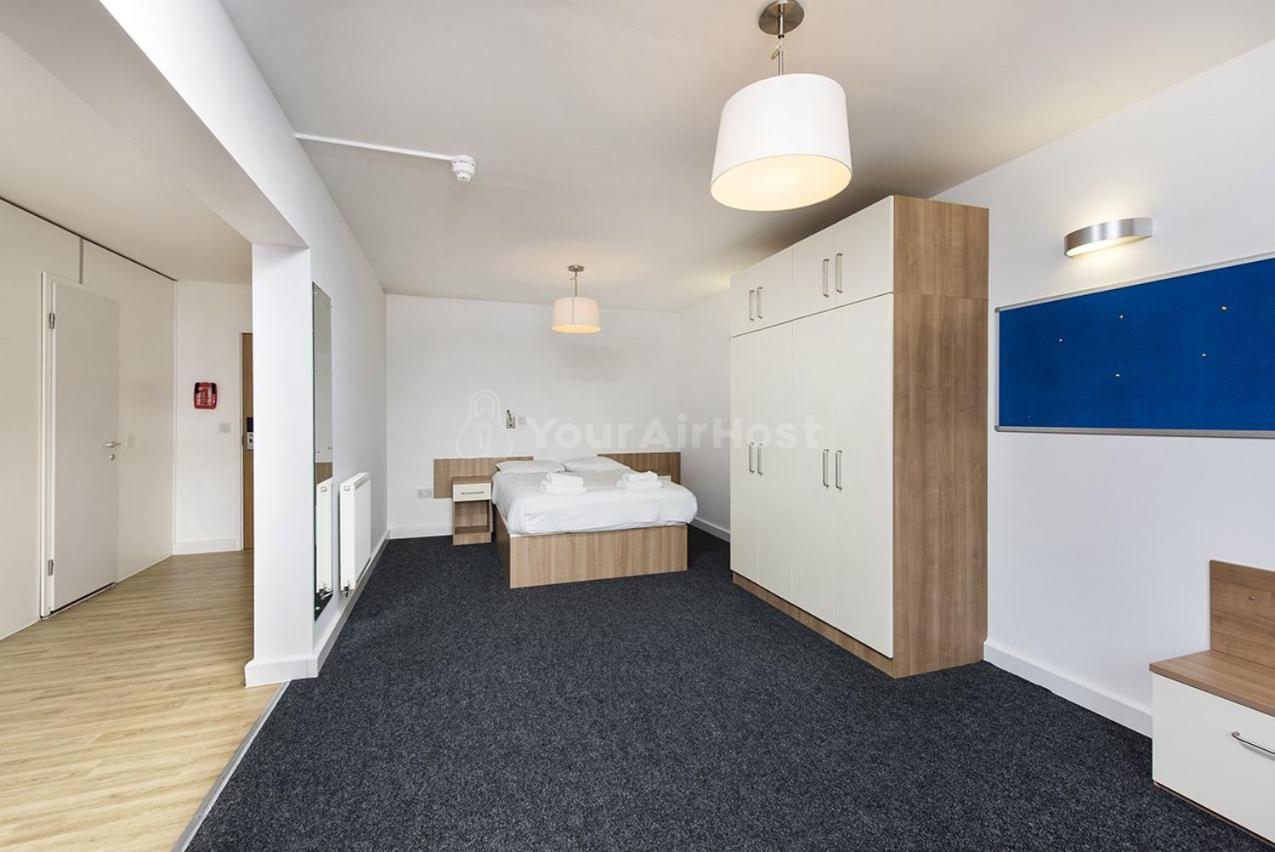 Spacious At Axo Camden In * Londres
