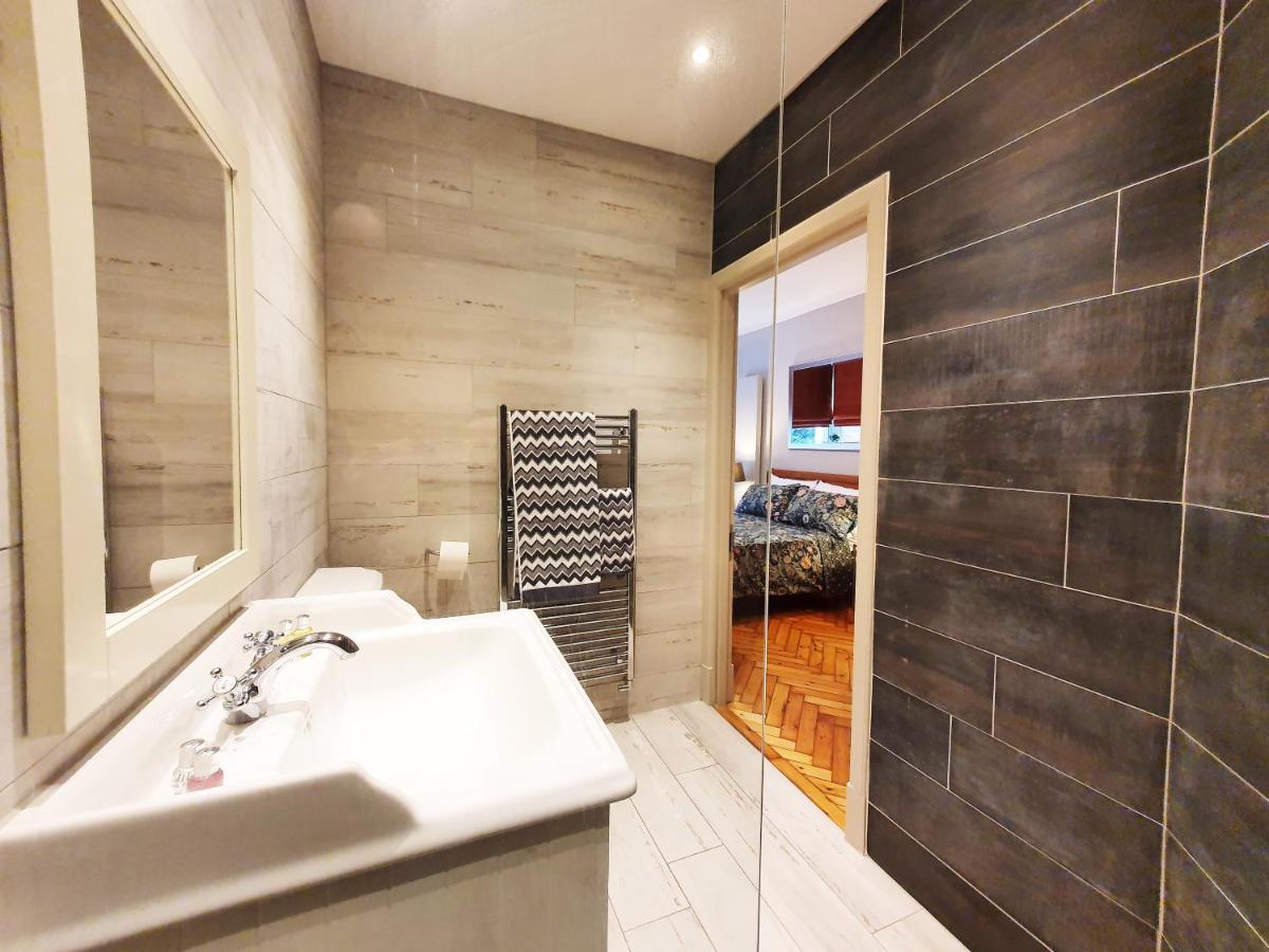 Apartment St Paul's *