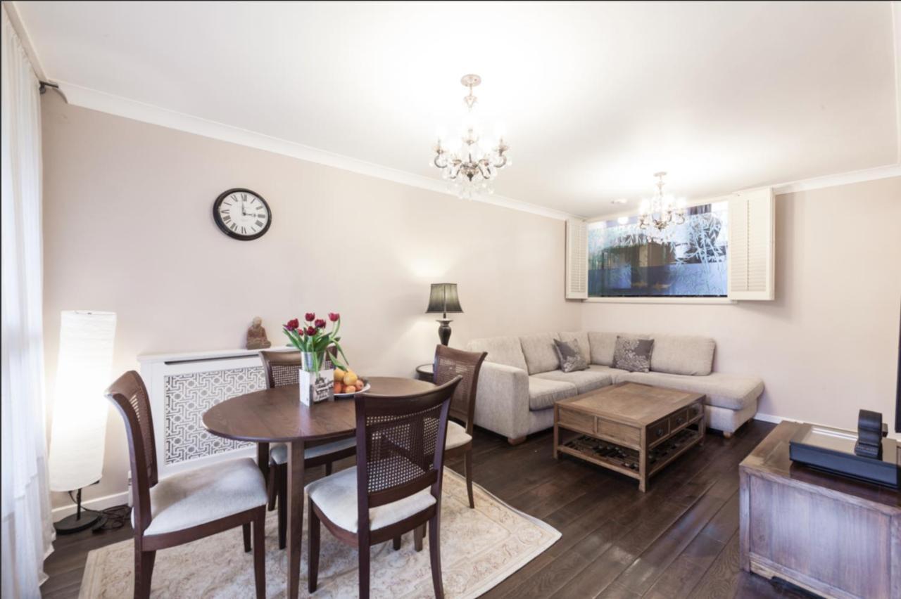 Victoria Two Bedroom Apartment * Londres