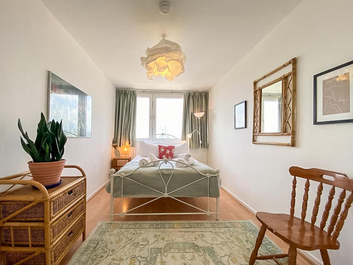 Pass The Keys Spacious 2bedroom Flat With Views In Bridge * Londres