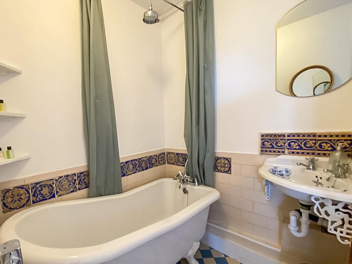 Apartamento Pass The Keys Spacious 2bedroom Flat With Views In Bridge Londres
