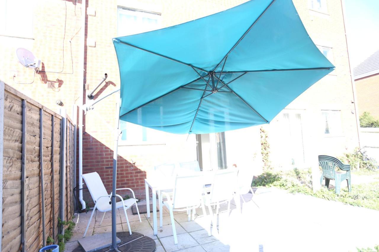 Lovely 4 Bed House * Londen